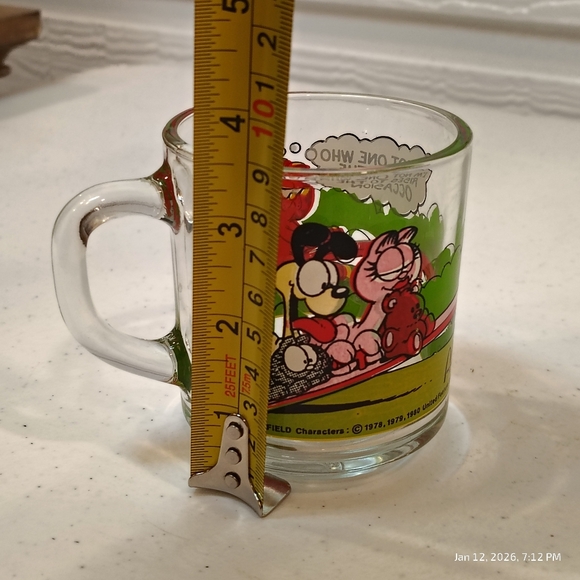 McDonalds Garfield Glass Mug Vintage PARK SCENE JIM DAVIS '80S ODIE ARLENE COMIC - Picture 4 of 4